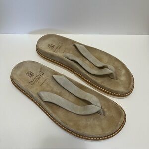 BRUNELLO CUCINELLI Suede Leather Flip
Flop Sandals